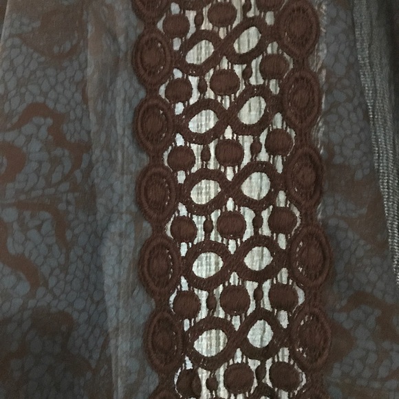 Top - Picture 3 of 3